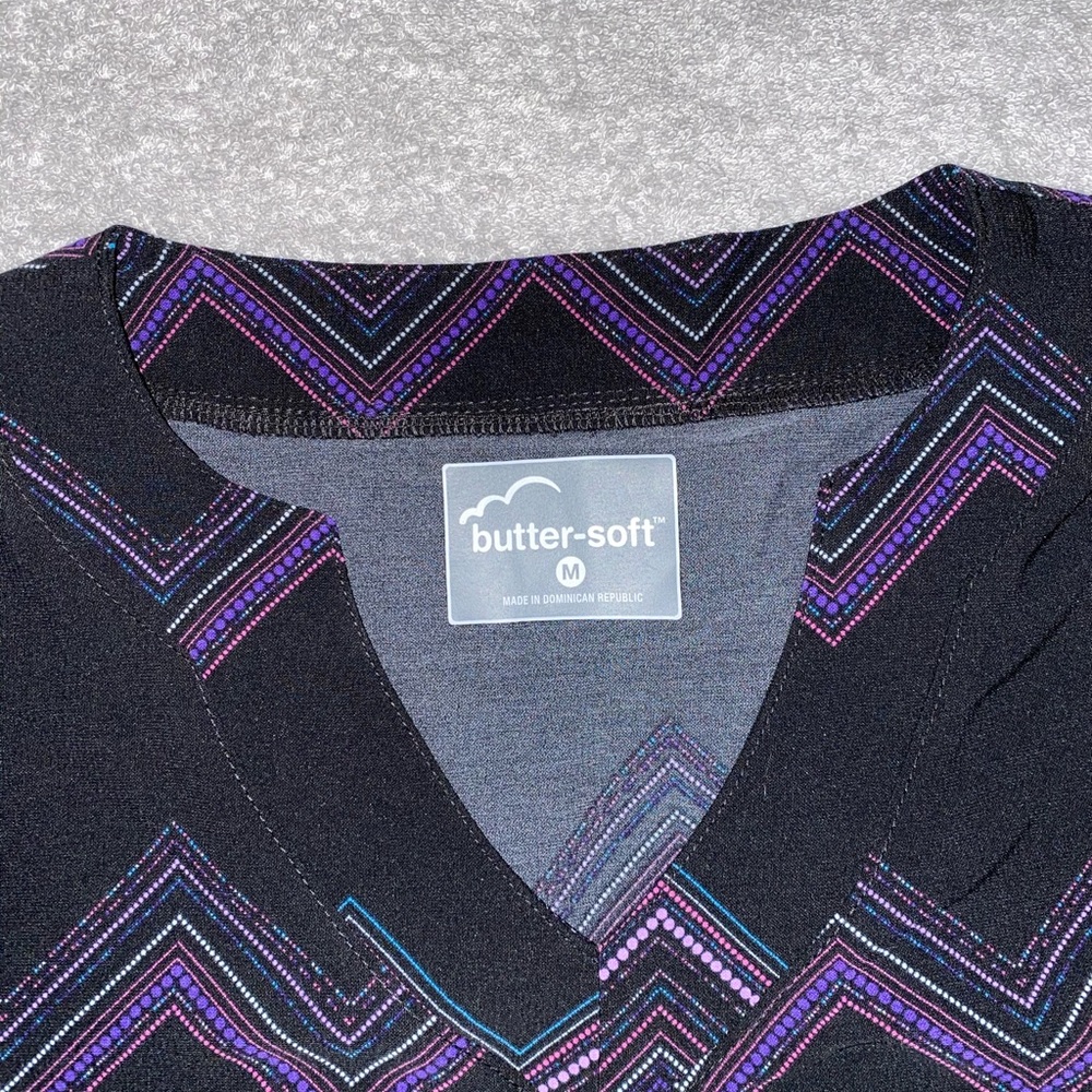 Women’s Scrub Top